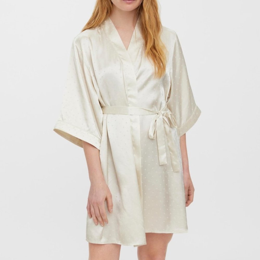 Vero Moda Kimono Style Satin Robe - Cream/Birch Dots - Medium - Bridal!
